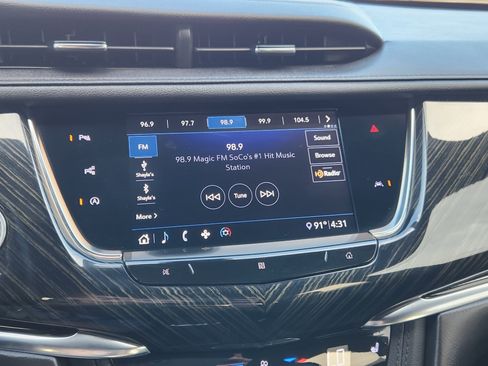 Used 2020 Cadillac XT6 Premium Luxury image 24