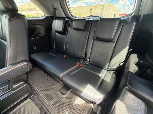 Used 2019 Toyota Highlander SE AWD/4WD image 38