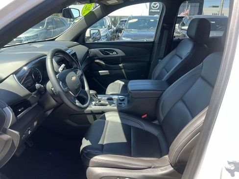 Used 2023 Chevrolet Traverse LT AWD/4WD image 17