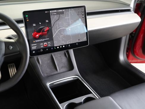 Used 2022 Tesla Model 3 Performance image 18