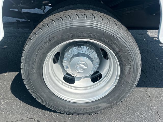 New 2026 RAM 5500 Tradesman w/ Chrome Appearance Group AWD/4WD image 26