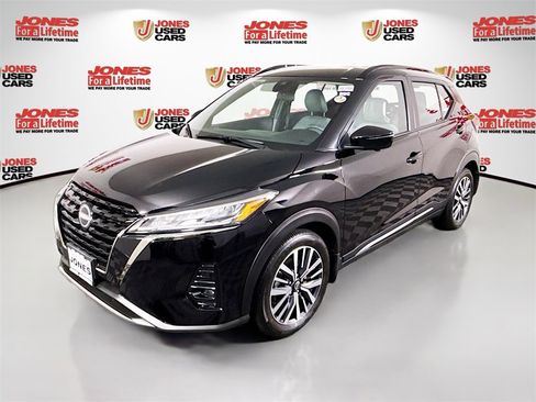 Certified 2024 Nissan Kicks SR w/ SR Premium Package image 13