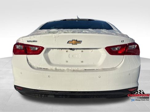 Used 2024 Chevrolet Malibu LT image 4