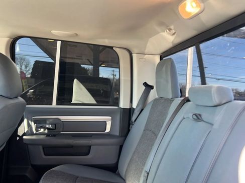 Used 2018 RAM 1500 Big Horn image 33