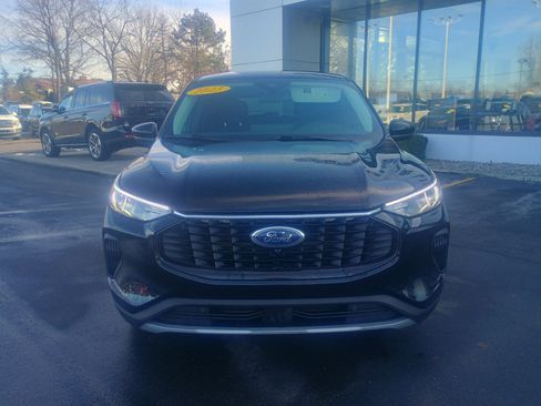 Used 2023 Ford Escape Active w/ Tech Pack #2 image 2