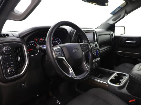 Used 2021 Chevrolet Silverado 1500 LT Trail Boss w/ Bed Protection Package image 18