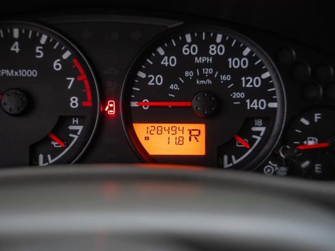 Used 2018 Nissan Frontier SV RWD image 38