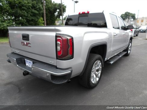 Used 2018 GMC Sierra 1500 SLT w/ SLT Premium Package AWD/4WD image 5