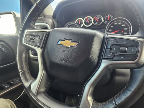 Used 2022 Chevrolet Silverado 1500 LT image 16