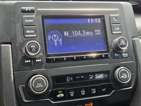 Used 2018 Honda Civic Sport image 14