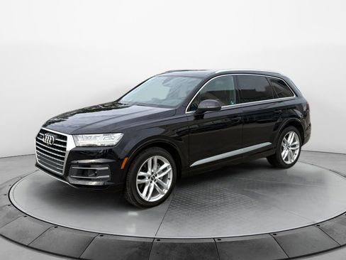 Used 2018 Audi Q7 3.0T Prestige w/ Prestige Package image 3