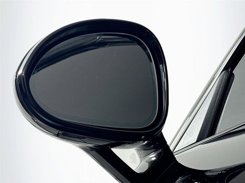 Used 2017 Porsche 911 Carrera S image 5