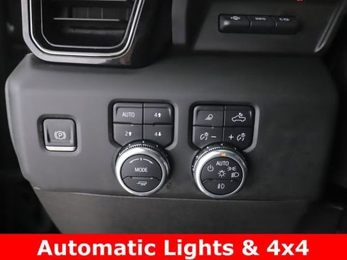 Used 2025 GMC Sierra 2500 AT4 w/ AT4 Premium Plus Package AWD/4WD image 22