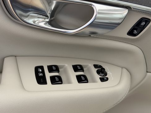 New 2026 Volvo XC90 B6 Ultra AWD/4WD image 15