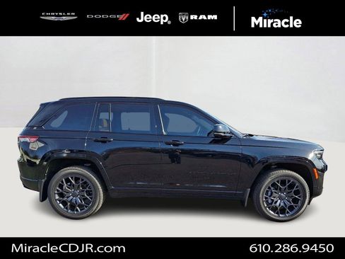 Used 2025 Jeep Grand Cherokee Summit w/ Adv Protech Group IV image 7