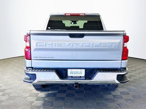 Used 2025 Chevrolet Silverado 1500 LT image 7