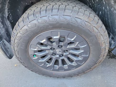 Used 2026 Honda Passport TrailSport image 12