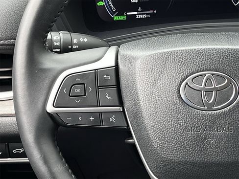 Used 2024 Toyota Grand Highlander AWD Hybrid image 12
