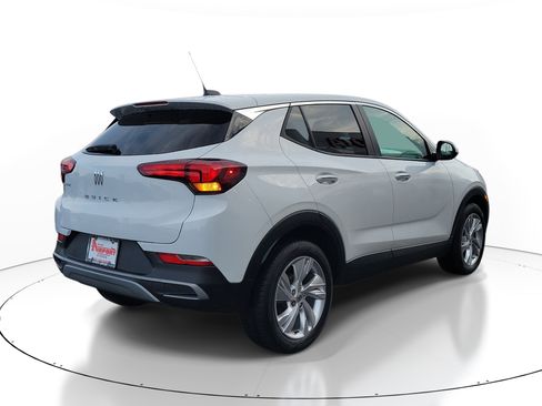 Used 2025 Buick Encore GX Preferred w/ Comfort Package image 4