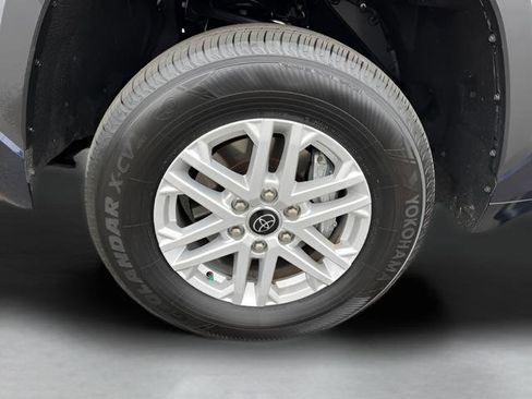 Used 2024 Toyota Tundra SR5 AWD/4WD image 27