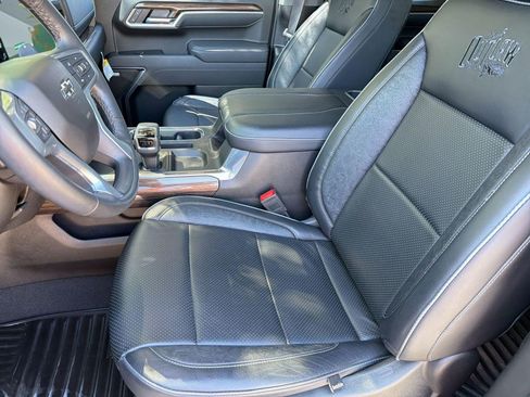 Used 2025 Chevrolet Silverado 1500 RST w/ Convenience Package II image 22