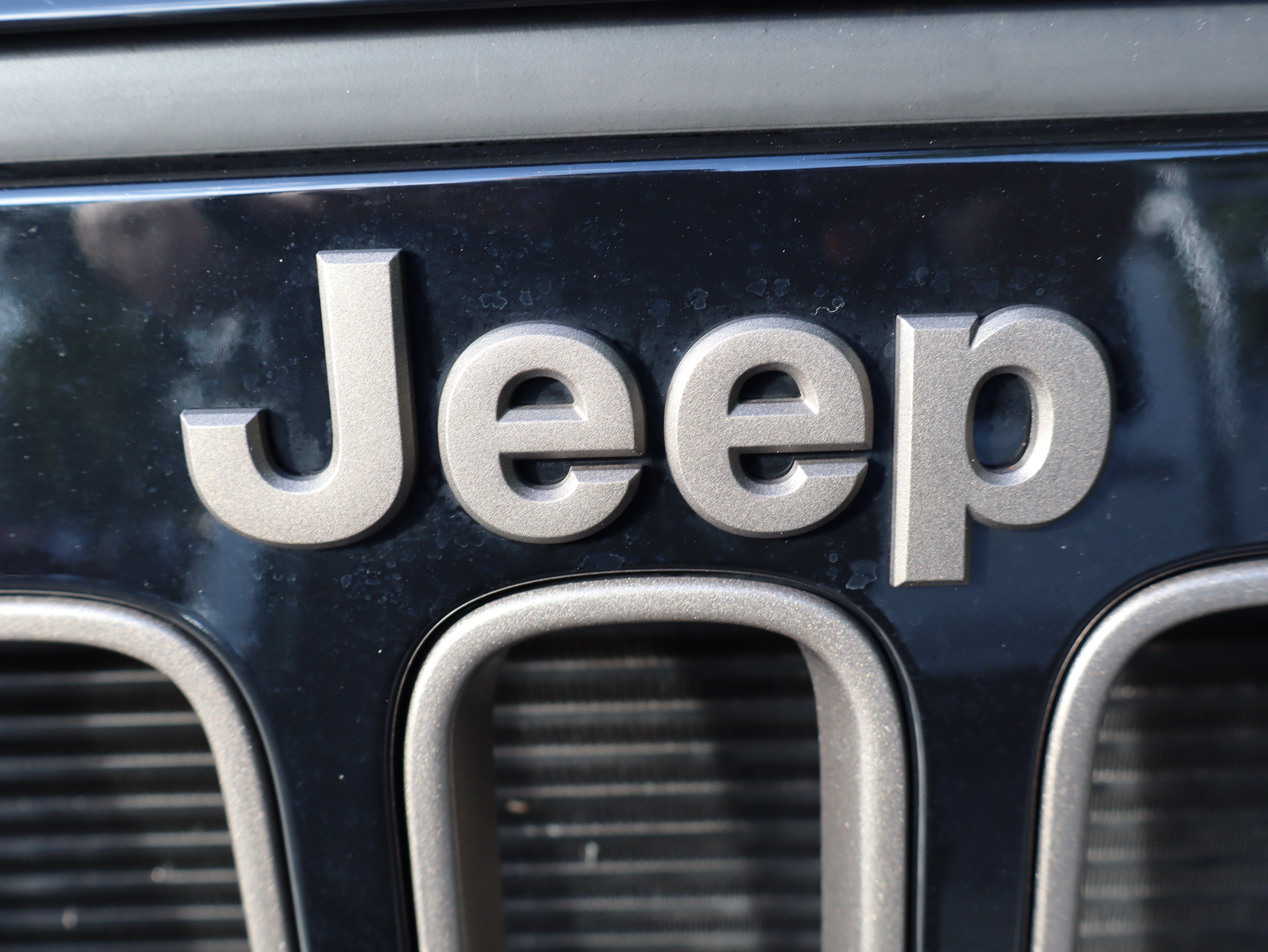 Used 2018 Jeep Wrangler Unlimited Sport AWD/4WD image 50