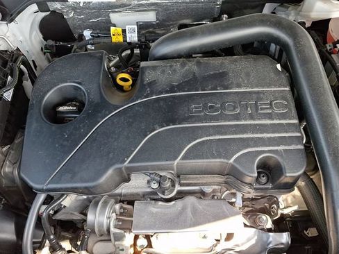 Used 2026 Chevrolet Equinox LT FWD image 28