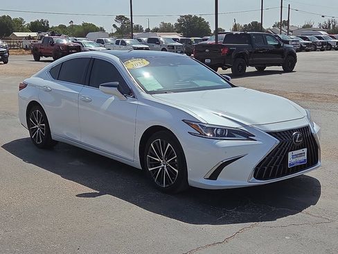 Used 2025 Lexus ES 350 w/ Premium Package FWD image 7