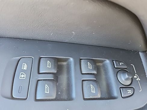 Used 2021 Volvo XC60 T5 Inscription w/ Advanced Package image 26