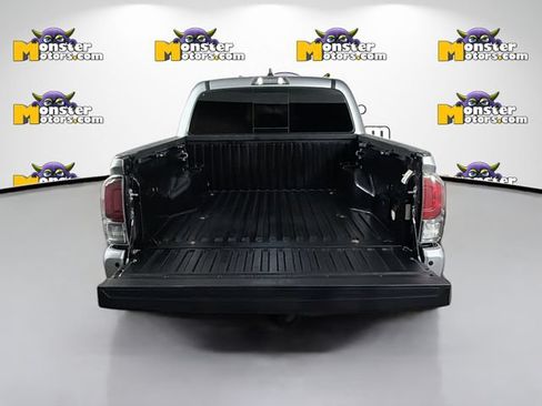Used 2022 Toyota Tacoma TRD Sport w/ Technology Package RWD image 25