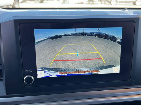 Used 2025 Toyota 4Runner SR5 AWD/4WD image 24
