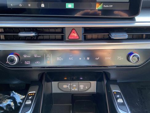 New 2026 Kia Sorento S image 21