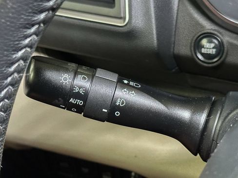 Used 2021 Subaru Ascent Limited AWD/4WD image 33