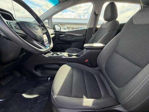 Used 2023 Chevrolet Bolt LT w/ Driver Confidence Package image 29
