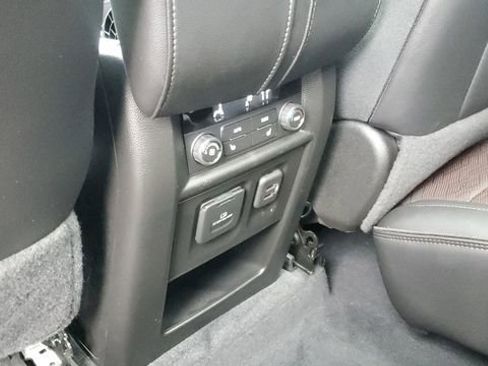 Used 2023 Chevrolet Traverse High Country w/ LPO, Floor Liner Package AWD/4WD image 28