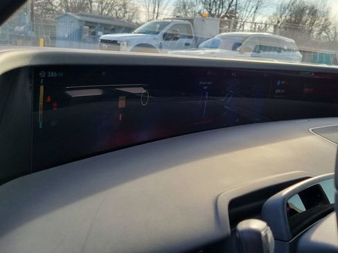 New 2026 Lincoln Nautilus Reserve image 21