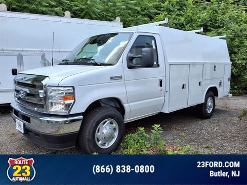 New 2026 Ford E-350 and Econoline 350 Super Duty w/ Power Equipment Group RWD image 2