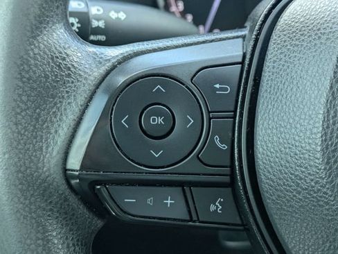 Used 2024 Toyota RAV4 XLE AWD/4WD image 23