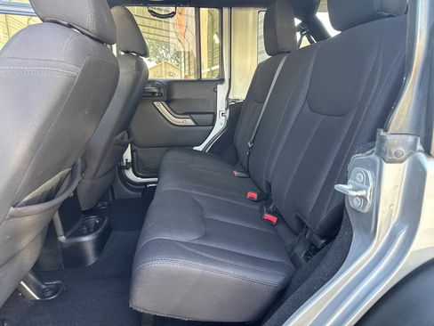 Used 2014 Jeep Wrangler Unlimited Sport w/ Quick Order Package 24S AWD/4WD image 14