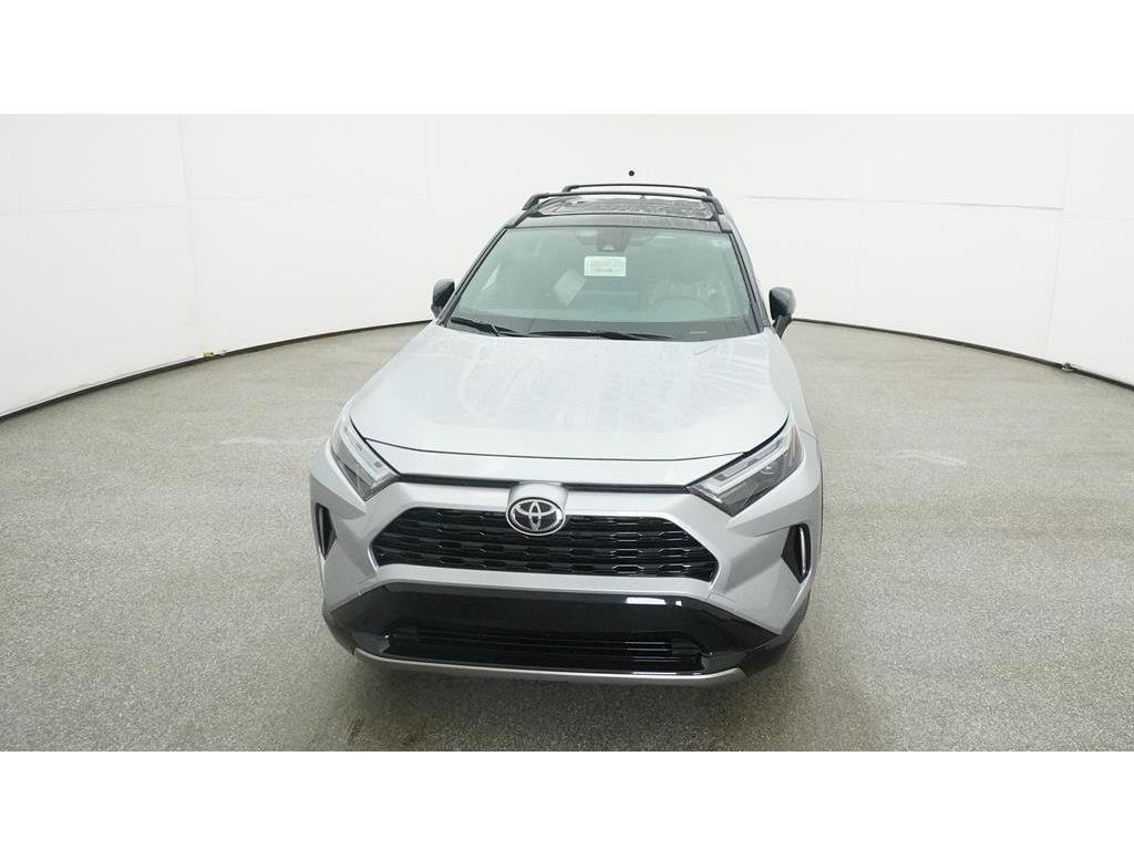 Used 2025 Toyota RAV4 XSE AWD/4WD image 20