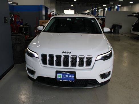 Used 2020 Jeep Cherokee Limited image 3