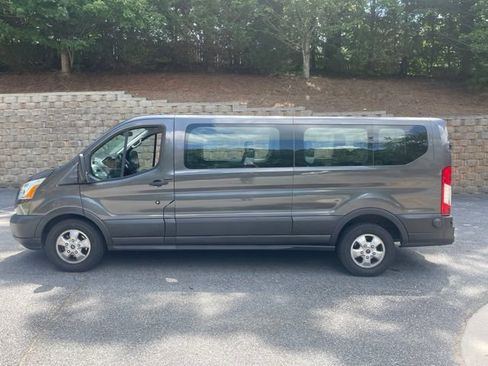 Used 2019 Ford Transit 350 XLT RWD image 6