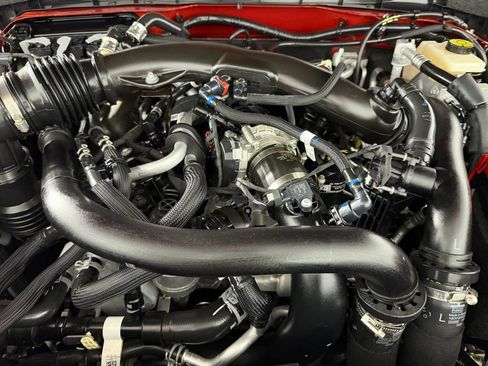 Used 2024 Ford Bronco Raptor w/ Interior Carbon Fiber Pack 6 AWD/4WD image 35