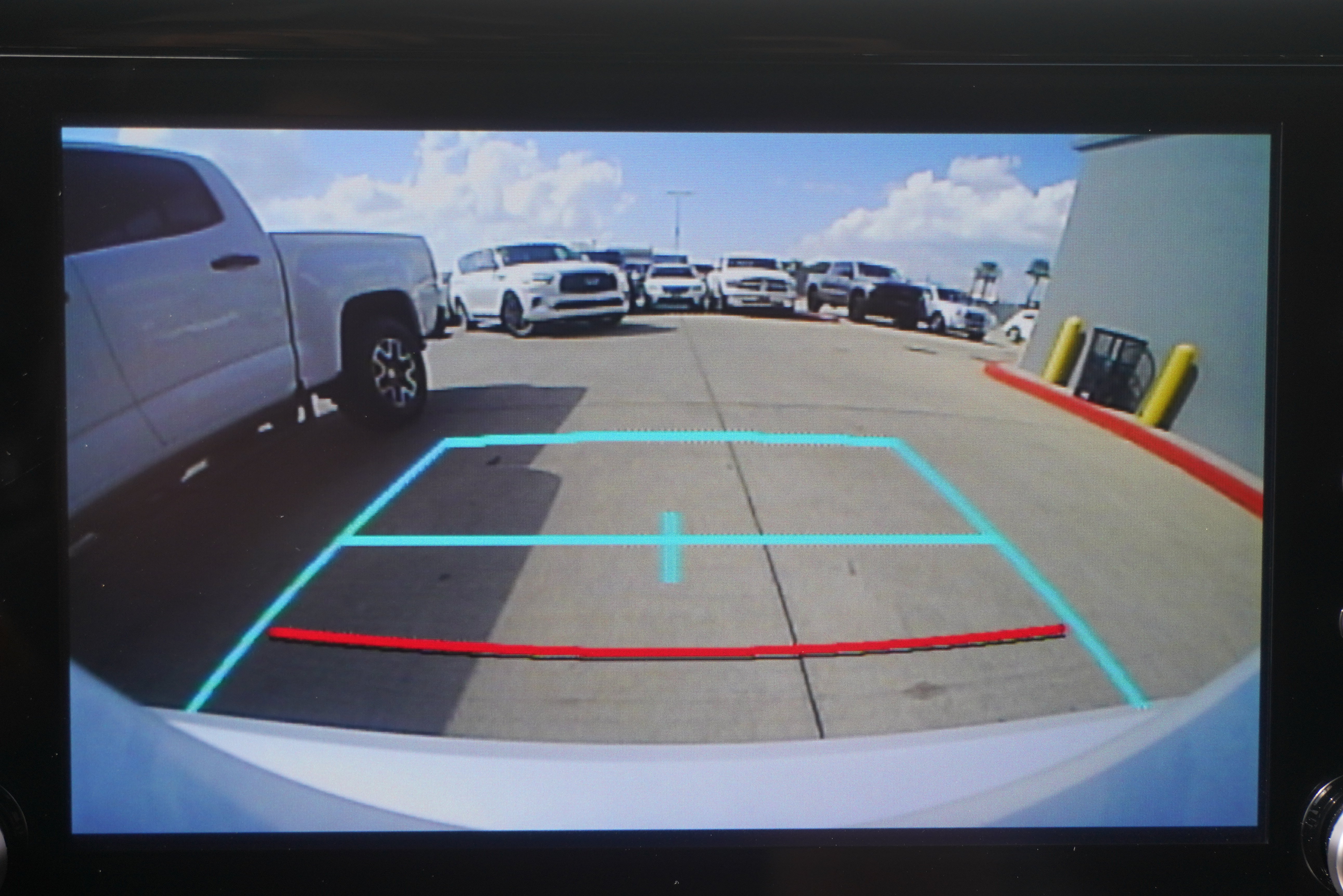 Used 2021 Toyota Corolla XSE FWD image 18