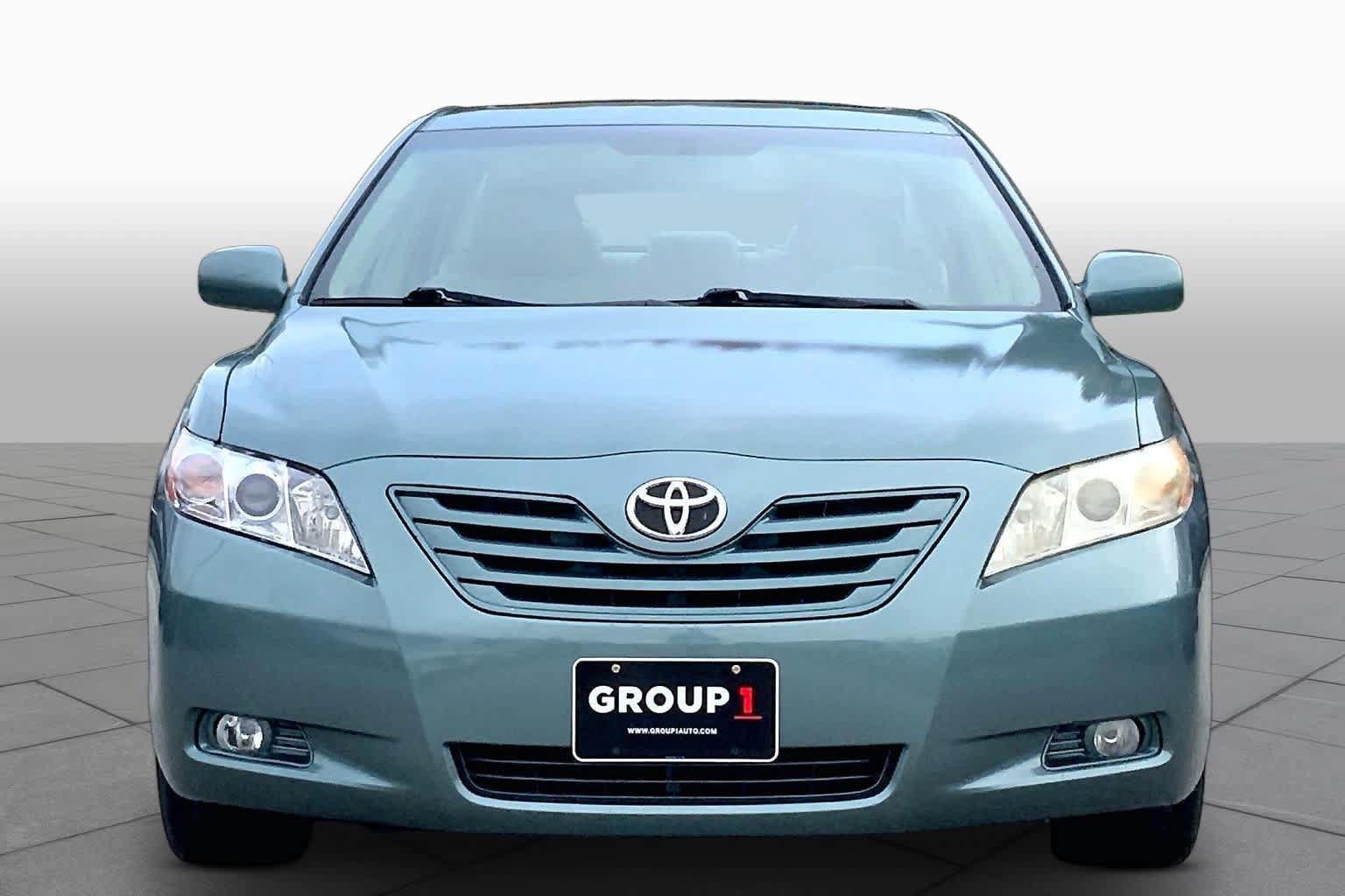 Used 2008 Toyota Camry XLE FWD image 3