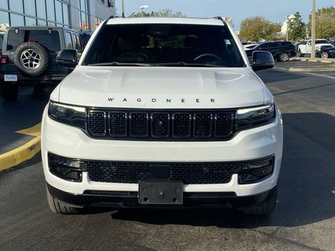 Used 2023 Jeep Wagoneer Series II image 3