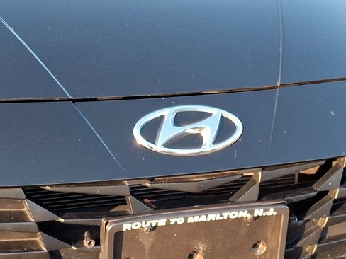 Used 2023 Hyundai Elantra SEL w/ Convenience Package FWD image 8