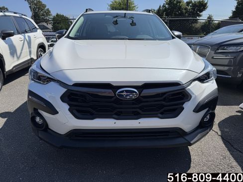 Used 2025 Subaru Crosstrek 2.5i Limited AWD/4WD image 2