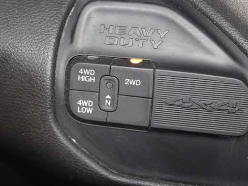 Used 2024 RAM 3500 Tradesman w/ Chrome Appearance Group AWD/4WD image 43