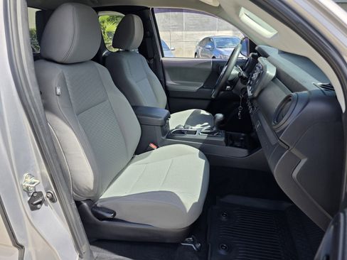 Used 2020 Toyota Tacoma SR w/ SX Package image 14